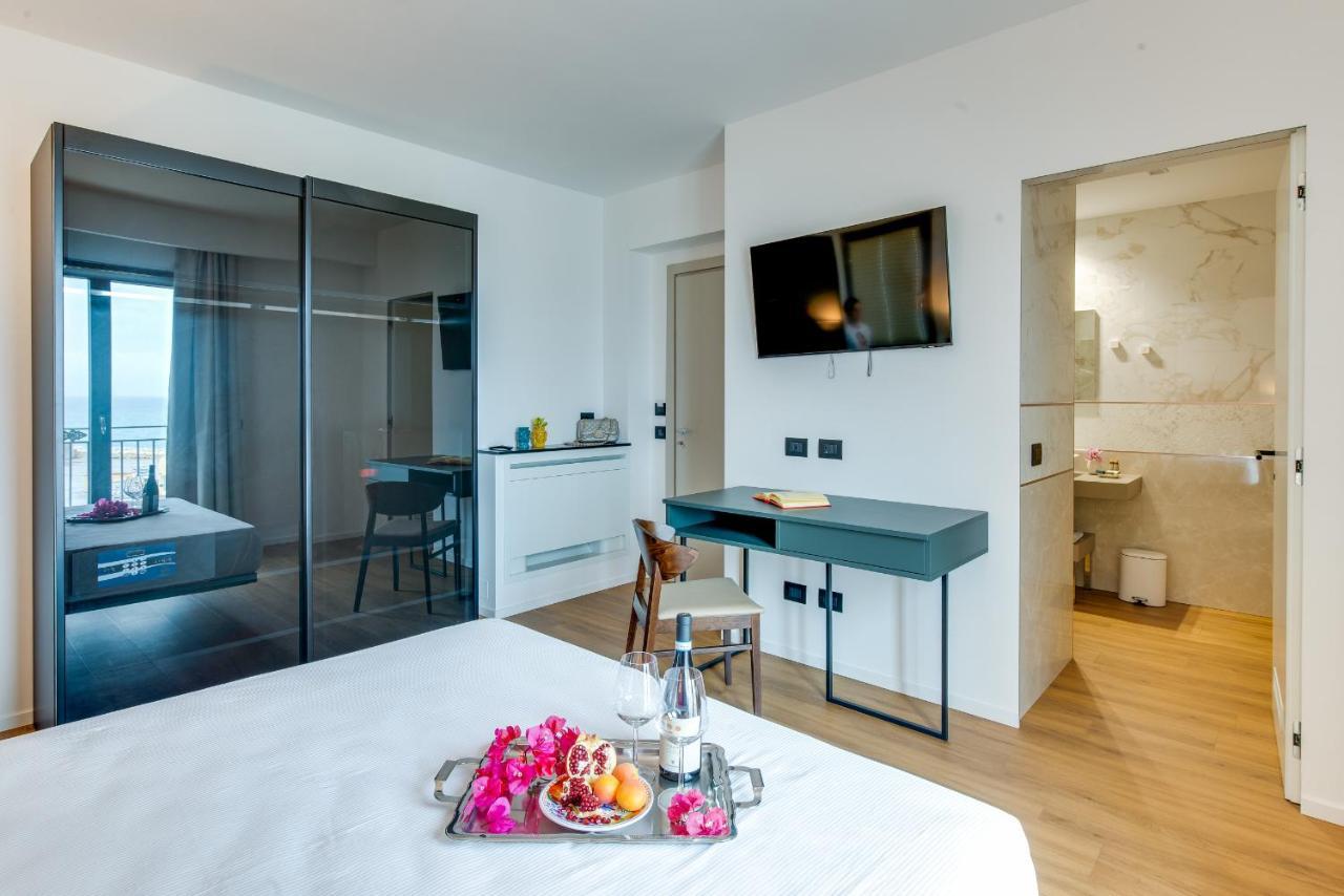 Roccaregina Hotel ชากกา ภายนอก รูปภาพ